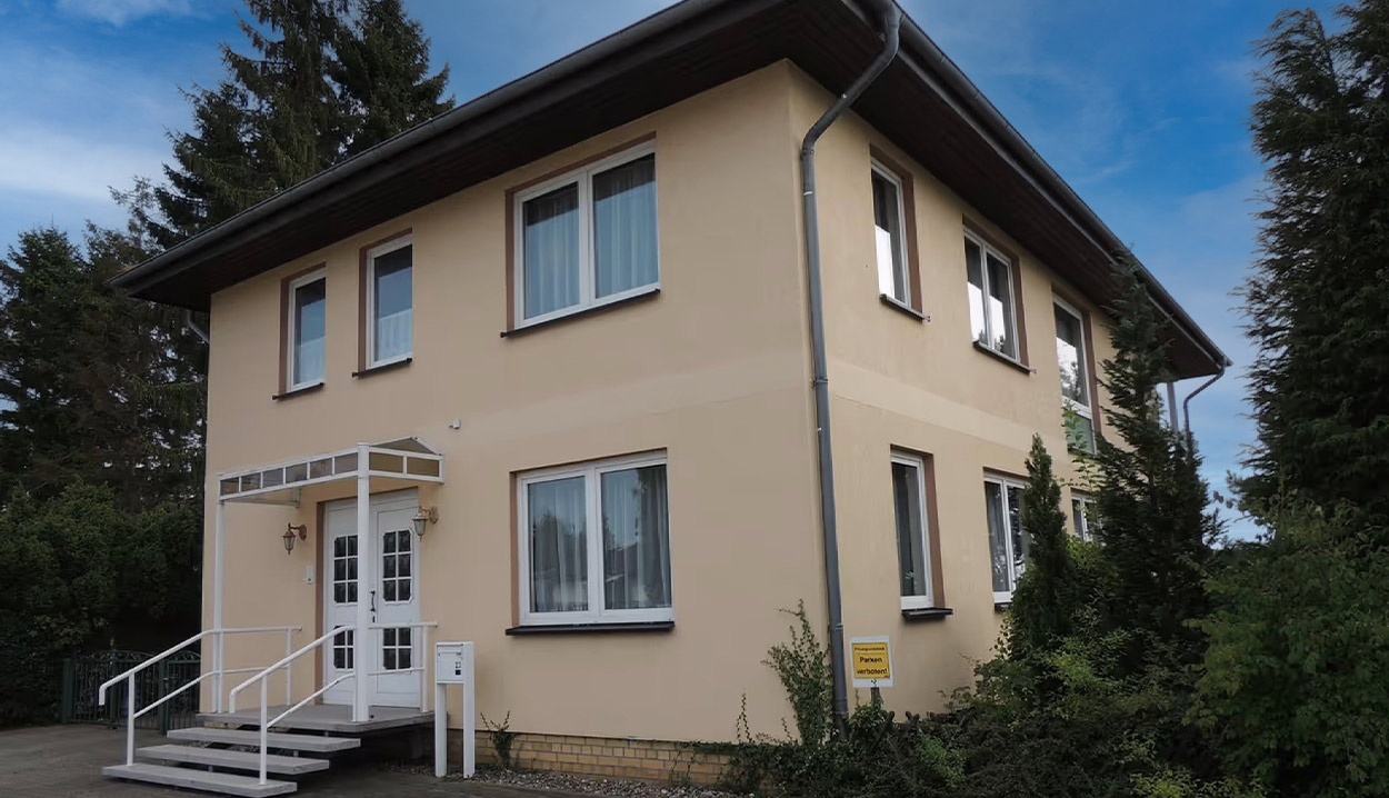 Unser Partnerhaus Feriengruppenhaus in Stralsund aktualisiert gerade seine Haus-Fotos. Bitte besuchen Sie uns in den kommenden Tagen erneut.